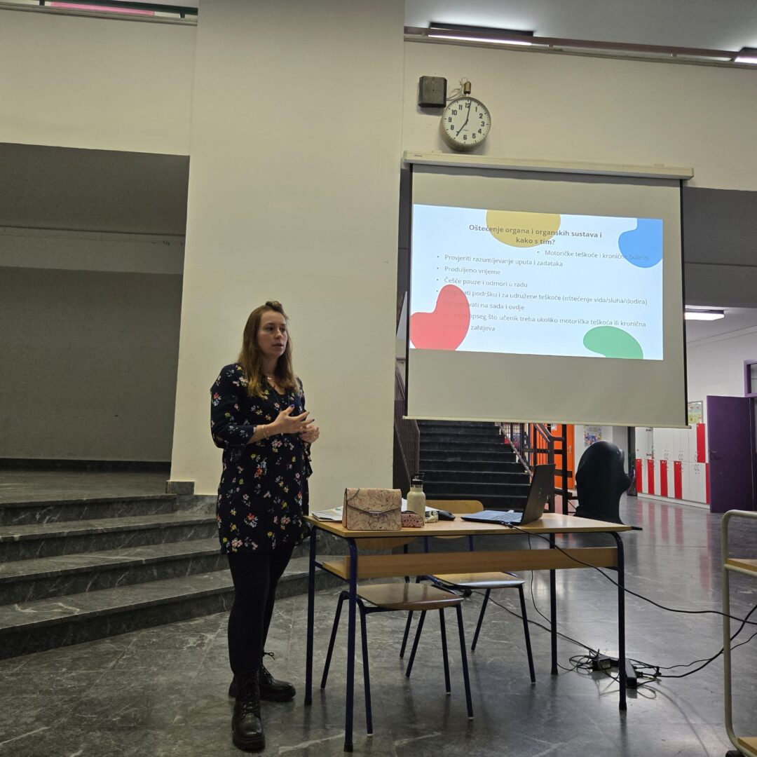 Predavanje u OŠ Otok